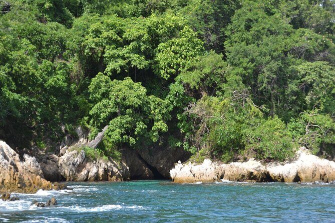 Yelapa and Majahuitas Snorkeling Cruise in Puerto Vallarta All Inclusive - An In-Depth Look at the Experience