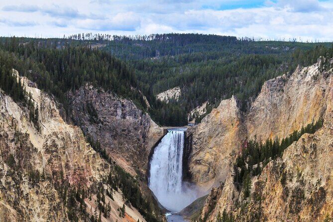 Yellowstone & Grand Teton National Parks: Small Group 3-Day Tour - Who Should Consider This Tour?