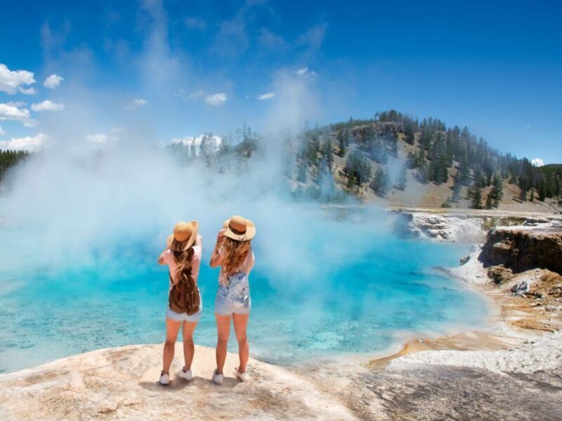 Yellowstone: Old Faithful, Waterfalls, and Wildlife Day Tour - An In-Depth Look at the Tour Experience