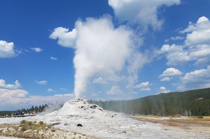 Yellowstone's Upper Geyser Basin: A Self-Guided Audio Tour - FAQs