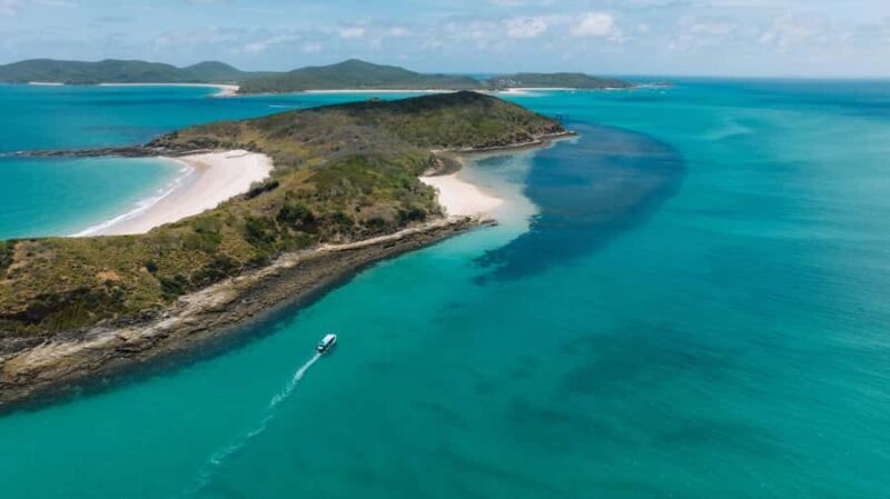 Yeppoon: Great Keppel Island Fast Boat Snorkel & Lunch Tour - Key Points
