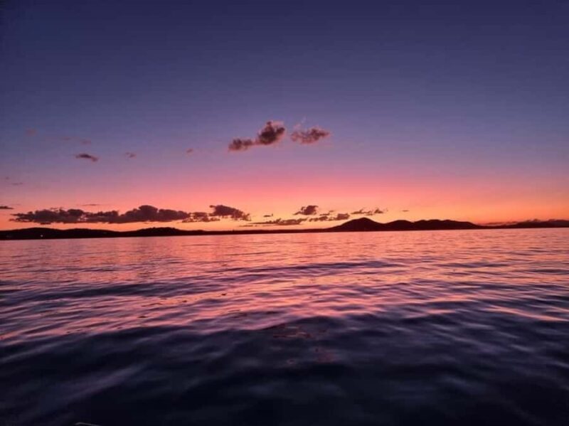 Yeppoon: Sunset Cruise w/ Cheese Platter & Champagne - The Experience in Detail