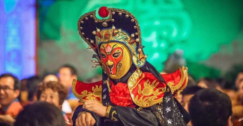 Yibin: The brewing legend of Wuliangye liquor - Who will love this experience?