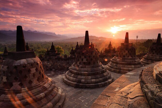 Yogyakarta: Borobudur Sunset Shared Guided Tour - Discovering the Borobudur Sunset Shared Guided Tour: A Calm and Cultural Evening