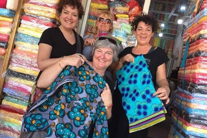 Your assistant in interpretation & in shopping in Dakar markets - Exploring Dakar’s Markets with a Personal Shopping Guide: A Detailed Review