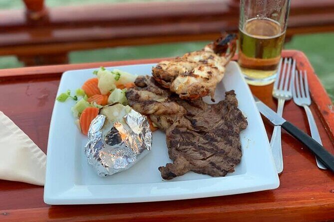 Your Romantic Dinner in Cancun, includes national open bar and live music - Authentic Guest Perspectives