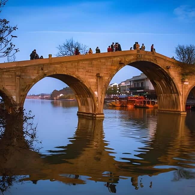 Yu Garden, Old Street, Bund & Zhujiajiao Water Town Bus Tour - The Sum Up