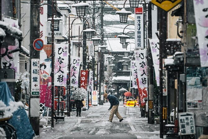 Yudanaka Onsen Experience with Craft Beer near Monkey Park - Location and Accessibility