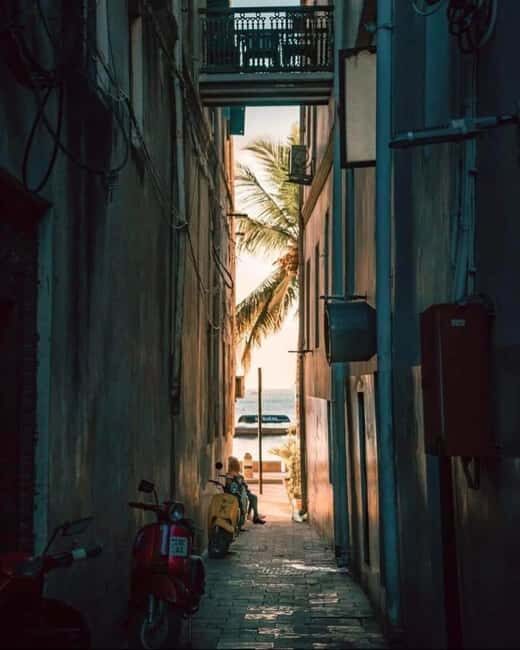 Zanzibar: Evening stone town walking tour with night market - Zanzibar: Evening Stone Town Walking Tour with Night Market — A Practical Guide