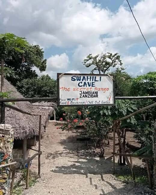 Zanzibar: Jozani Forest, Swahili Cave & Mtende Beach Tour - Exploring Zanzibar’s Green Heart: Jozani Forest