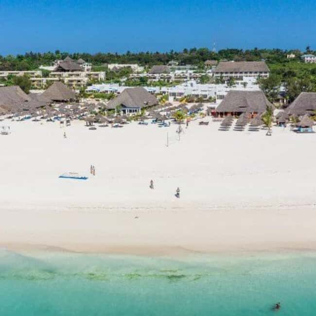 ZANZIBAR: Jozani Forest,Salaam Cave, The Rock & Blue Lagoon - A Full Breakdown of the Tour Experience