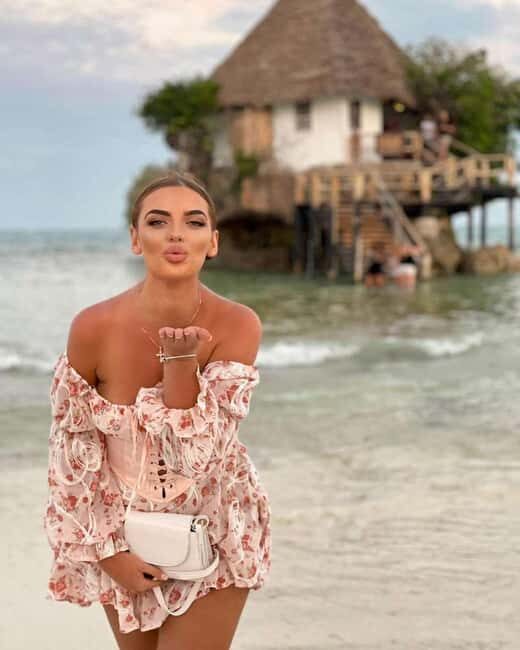 Zanzibar: Private Beach Photoshoot in Stone Town street - Introduction
