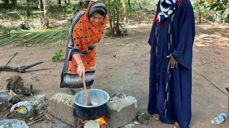 Zanzibar: Spice Farm Tour with Traditional Cooking Class - Key Points