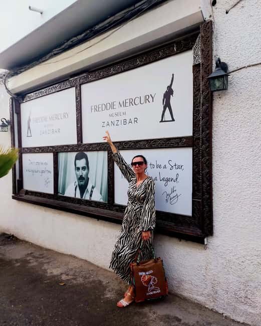 Zanzibar: Stone Town and Prison Island Private with Lunch - Key Points