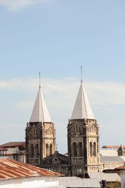 Zanzibar: Stone Town, Burterfly Center and Sea Turtles Tour - Logistical Details