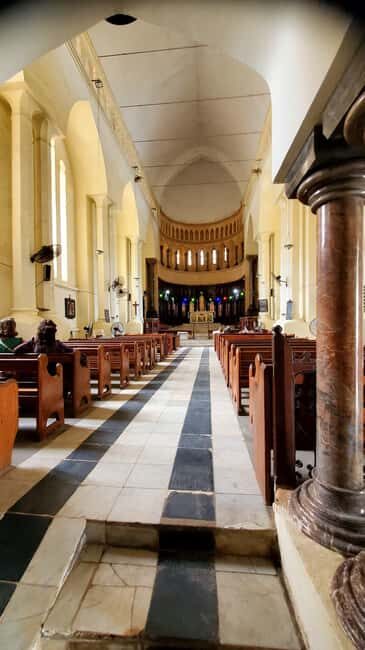 Zanzibar: Stone Town Guided Walking Tour with Lunch - Starting Point and Group Dynamics