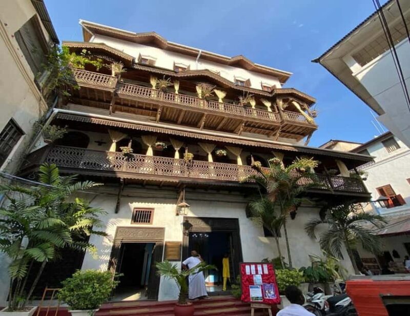 Zanzibar: Stone Town Guided Walking Tour with Lunch - The Swahili Lunch Experience