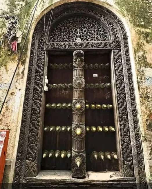Zanzibar: Stone Town, Prison Island & Spice farm with Lunch - A Deep Dive into the Tour Experience
