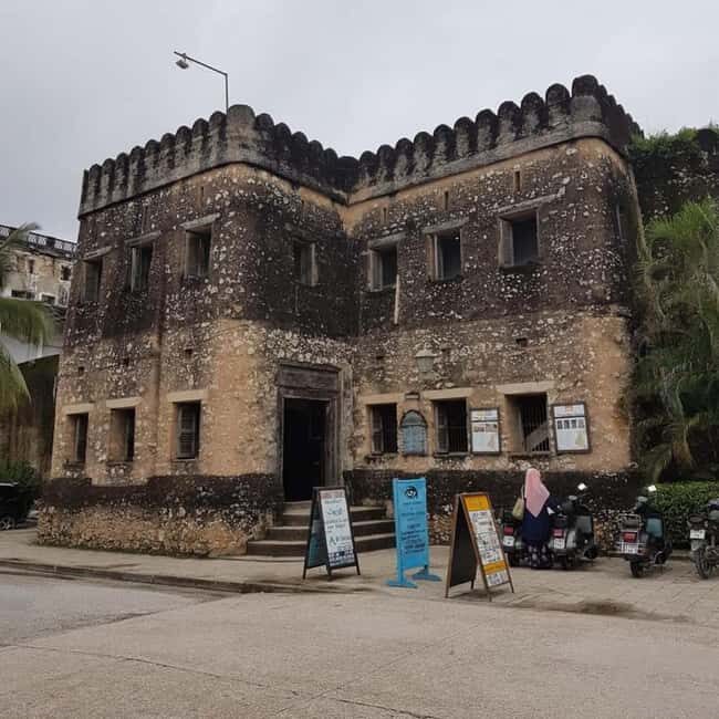 ZANZIBAR: Stone Town & Spice Farm tour with transfer Option - Key Points