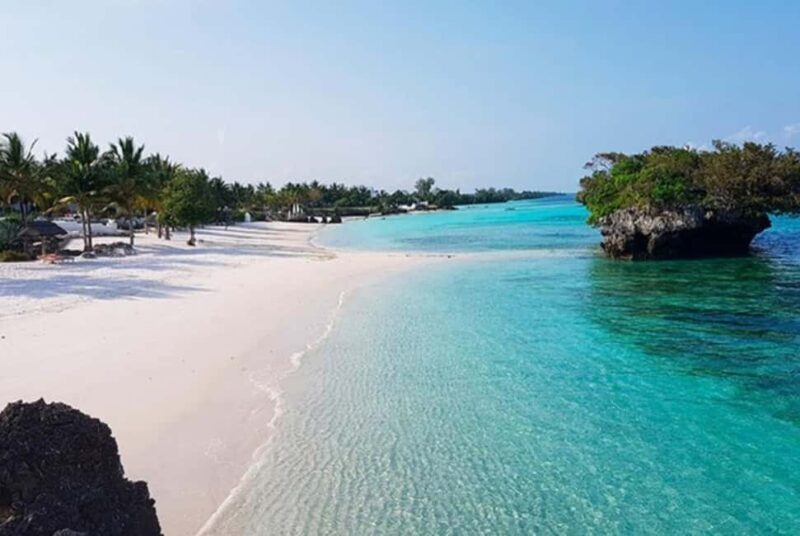 Zanzibar: The Rock, Paje Beach, Jozani Forest & Salaam Cave - The Sum Up
