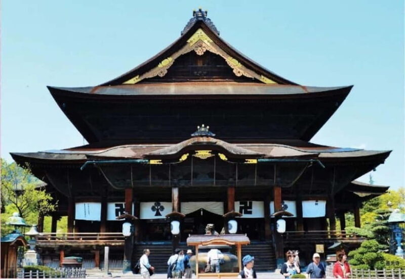Zenkoji Tour and Tea Experience with 'Shukubo' Temple Stay - Key Points