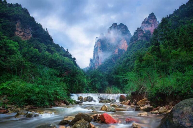 Zhangjiajie: Avatar Canyon Hike & Waterfall Tour - A Detailed Look at What This Tour Offers