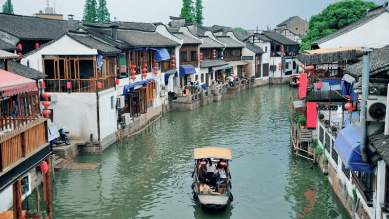 Zhujiajiao & Shanghai:Private Day Tour Water Town to Skyline - Who Should Book This Tour?