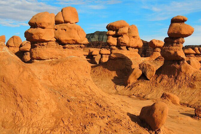 Zion, Bryce Canyon & Wave Valley Arizona: Small Group 4-Day Tour - Key Points