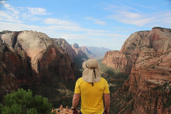 Zion Full Day Small Group Tour with Narrows - An In-Depth Look at the Zion Narrows Small Group Tour