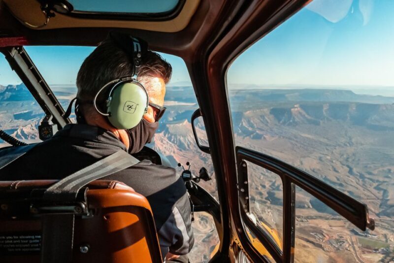 Zion National Park and Canaan Cliffs: Helicopter Tour - An In-Depth Look at the Zion Helicopter Tour
