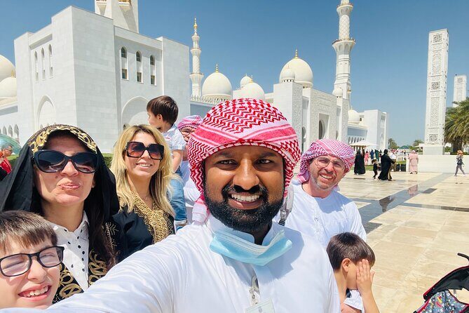 Abu Dhabi City Tour Grand Mosque Emirates Palace Entrance Private - An In-Depth Look at the Abu Dhabi City Tour
