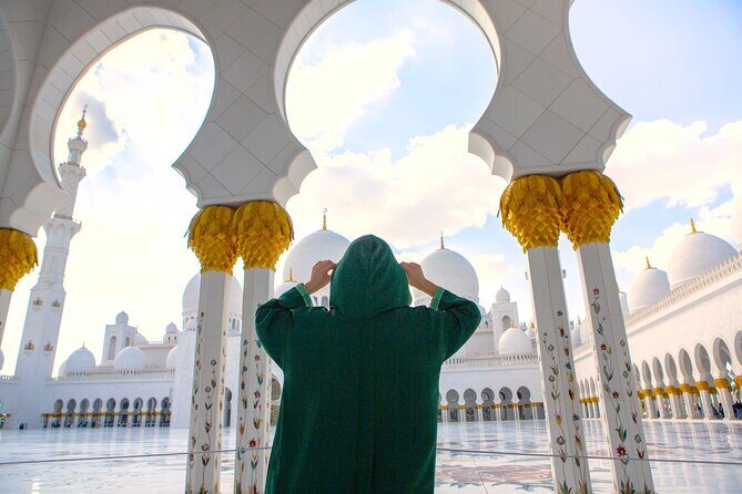 Abu Dhabi City Tour: Grand Mosque, Palace, Souk, Louvre & Ferrari - Analyzing the Value and Practicality