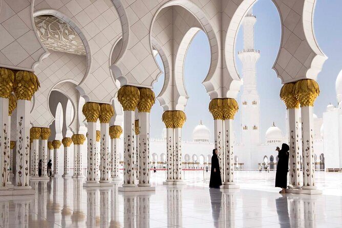 Abu Dhabi City Tour with Evening Desert Safari Hot BBQ Dinner - An Introduction to the Tour: What You Can Expect