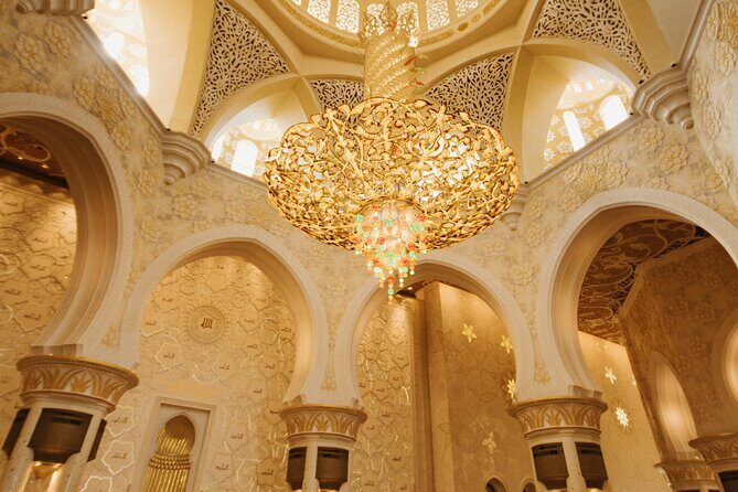 Abu Dhabi Private Full Day Sightseeing with Ferrari World Ticket - FAQ