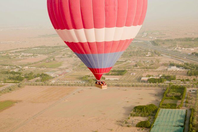 Deluxe Hot Air Balloon Ride with Breakfast & Flight Falcon Show - The Sum Up