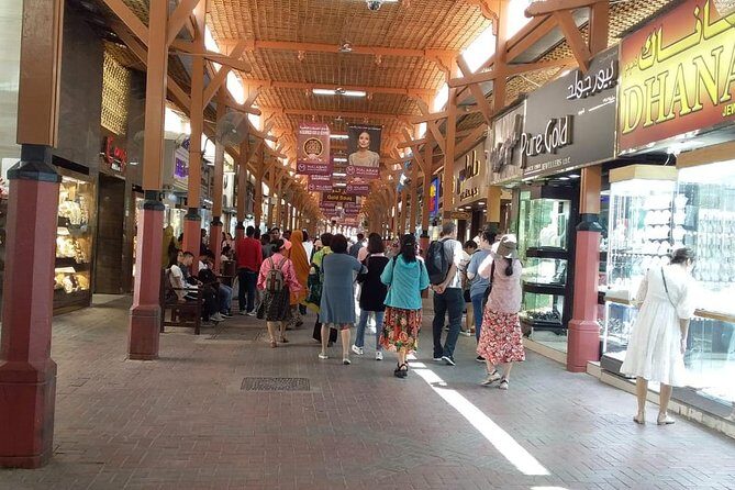 Dubai City Tour: Old & New Dubai Abra Ride, Palm Island, Souks - Who Is This Tour Best For?
