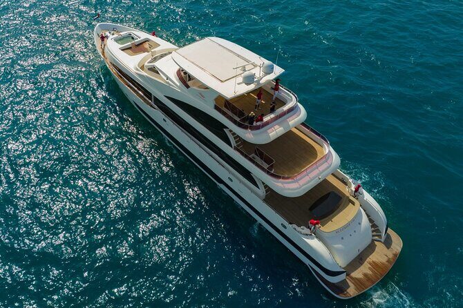 Dubai Harbour Super Yacht Experience with gourmet & Drinks - What to Expect on Board