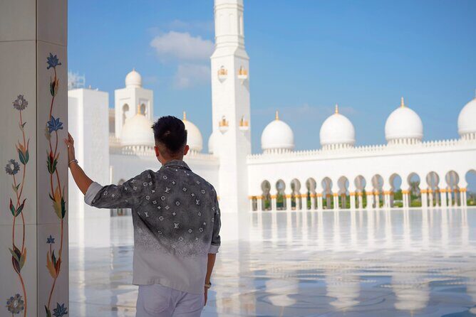 Dubai To Abu Dhabi: Grand Mosque, Royal Palace & Etihad Towers - FAQ