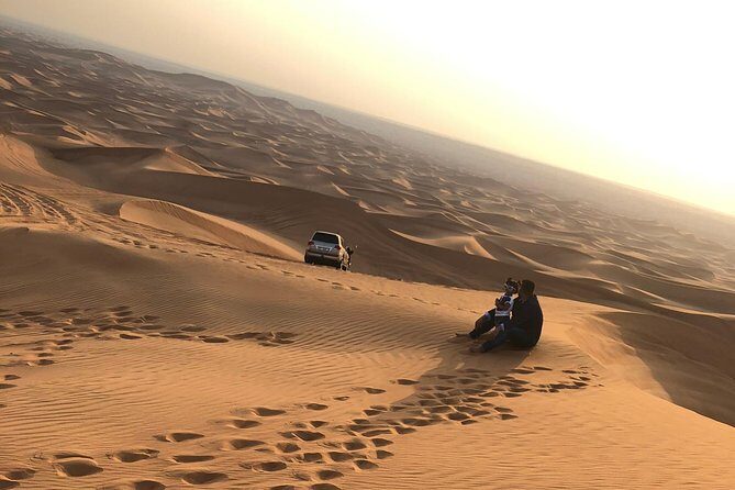 Dubai: Unique SUNSET 4WD Red Dunes Safari - Key Points
