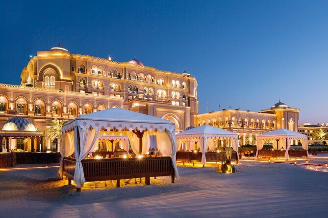 Emirates Palace Dining Experience Abu Dhabi - The Venue: Emirates Palace - Opulence and Location