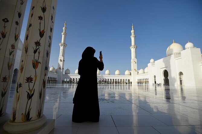 Full Day Abu Dhabi City Tour + BAPS Mandir Visit, guide transfer - The Practical Side: What Travelers Should Know