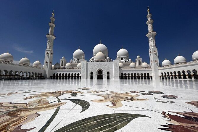 Premium Abu Dhabi Full-day City Tour in A 4x4 Private Vehicle - A Closer Look at the Abu Dhabi Full-Day Tour
