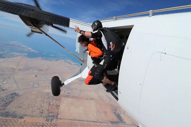 Skydive Abu Dhabi With Transfer From Dubai - Logistics: Convenience and Comfort